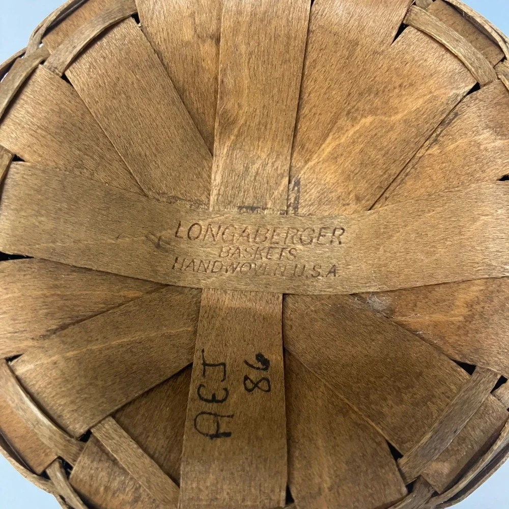 Longaberger 1986 Handwoven Round Wood Basket Swinging Handle USA Made Farmhouse